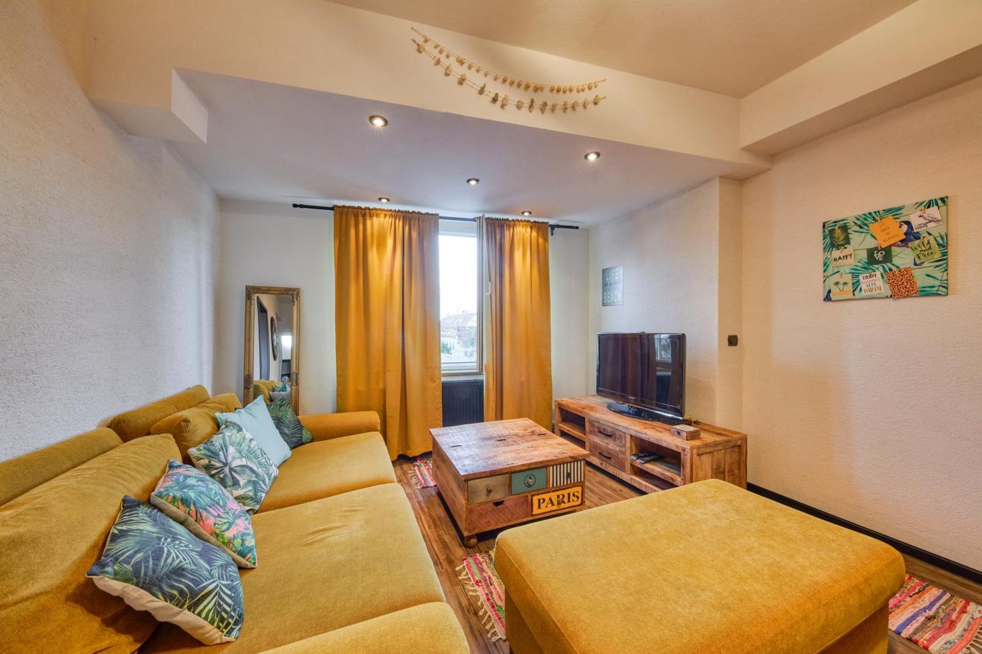 Mahalo Apartment Bratislava Eksteriør billede